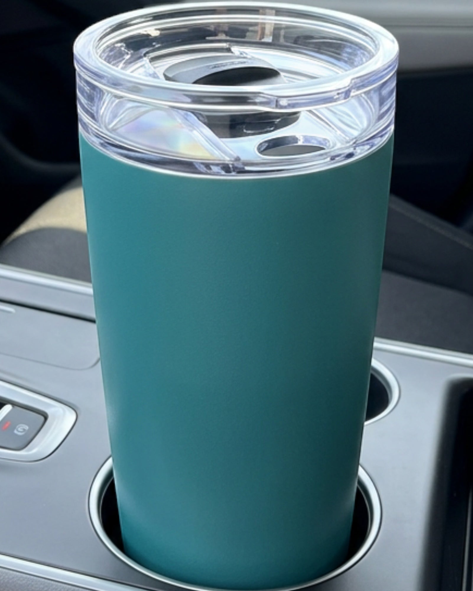 Etchstud Insulated Tumbler with Magnetic Slider Lid 590 ml Teal - Lifestyle view